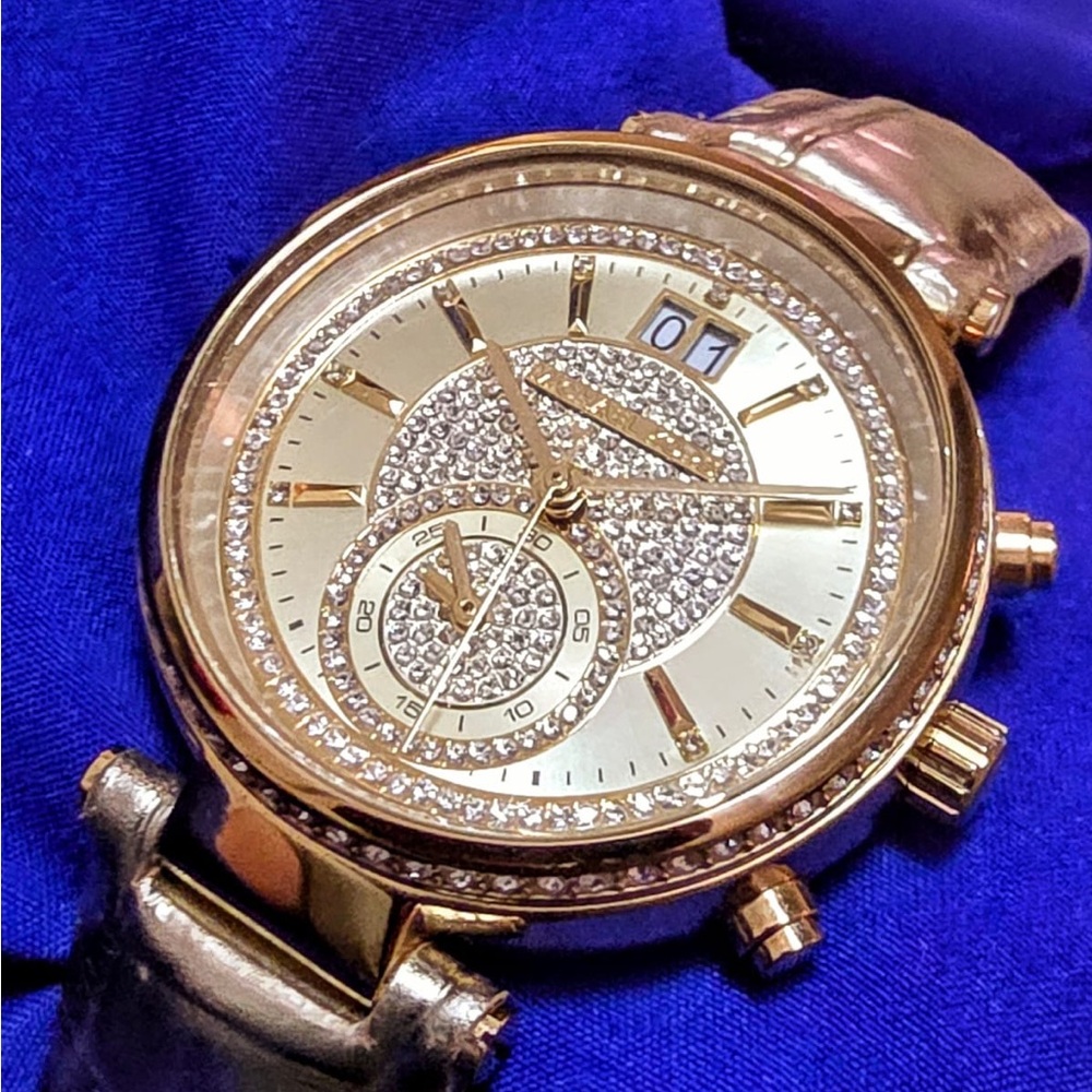 Michael Kors Sawyer Champagne Crystal Pave Dial Womens Watch MK2444